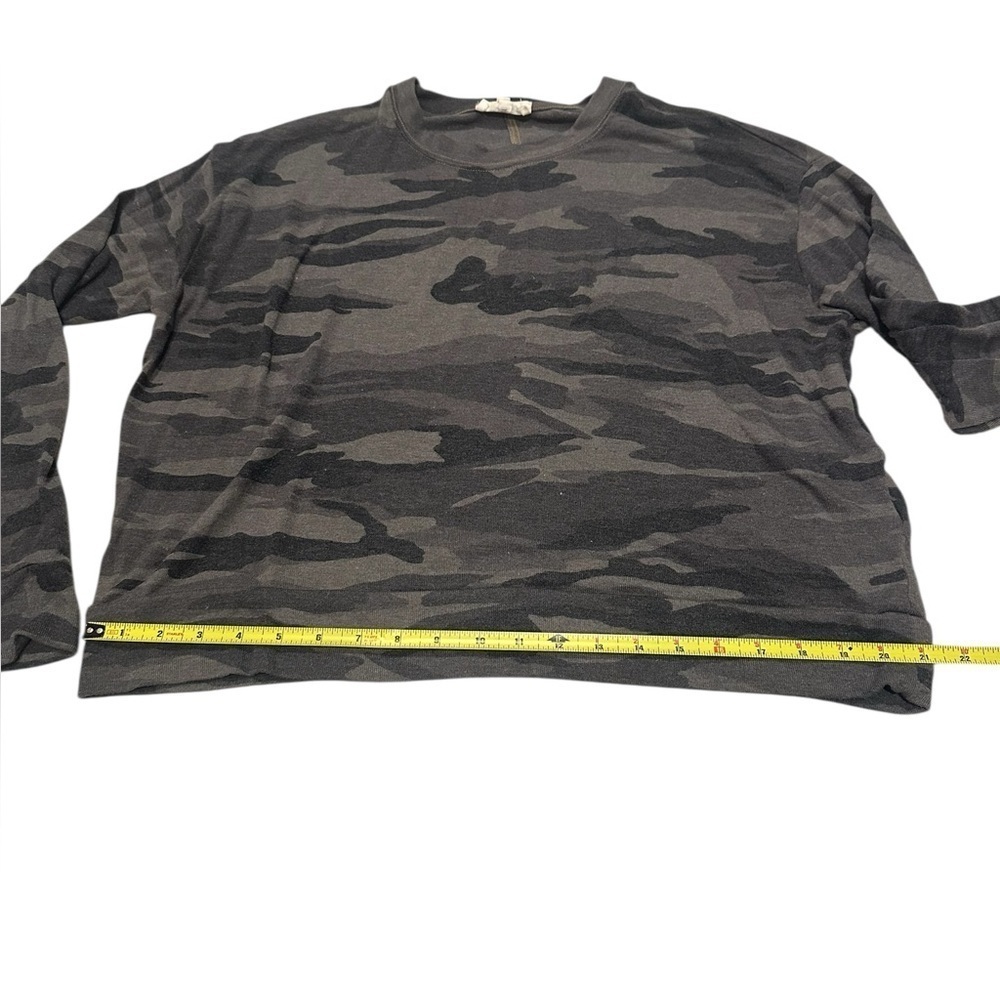 NWOT Splendid Gray Camo Supersoft Pullover Small - Picture 6 of 7